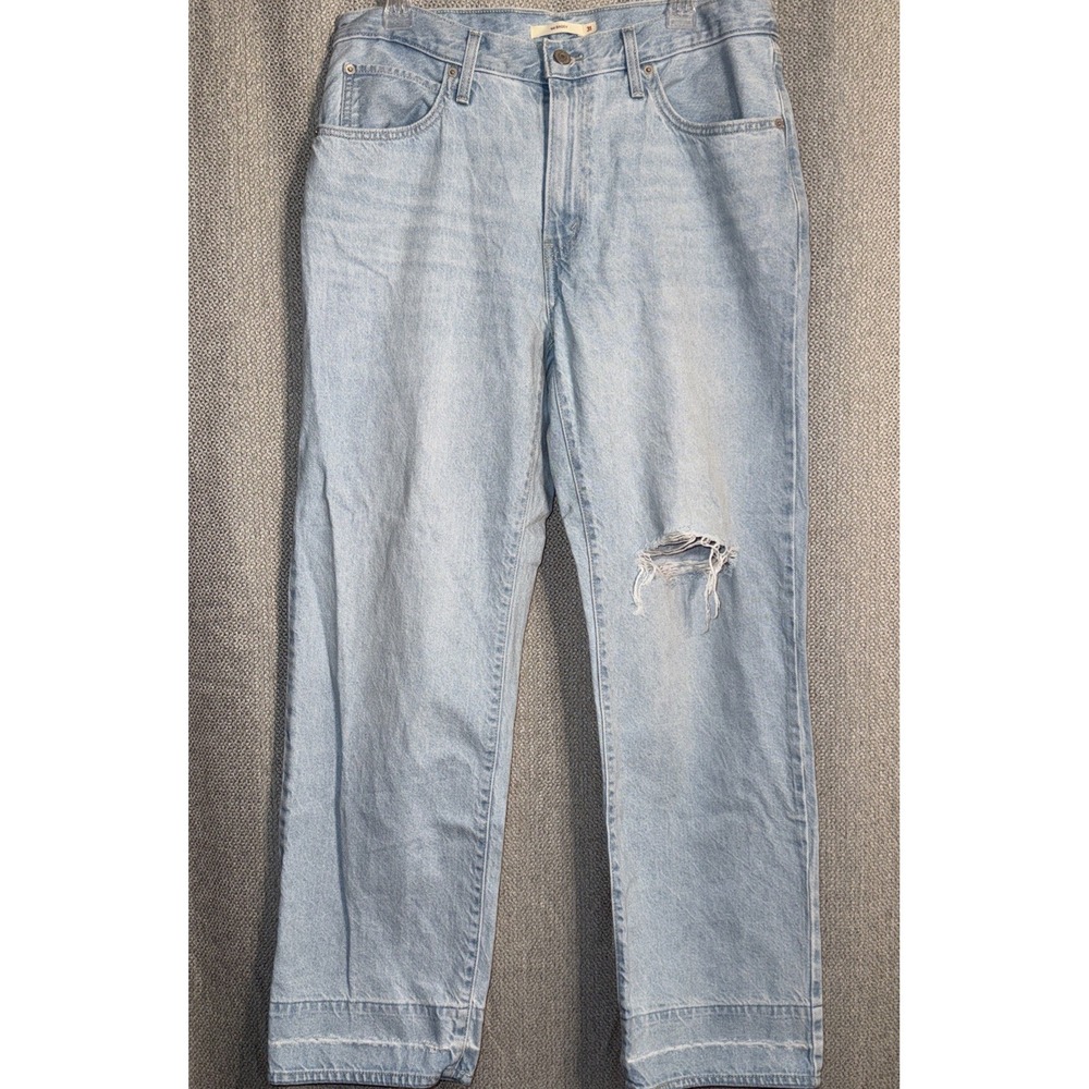 Levi's Women's 94 Baggy Jean Women's Size 31 Mid-Rise Distressed Wide Leg